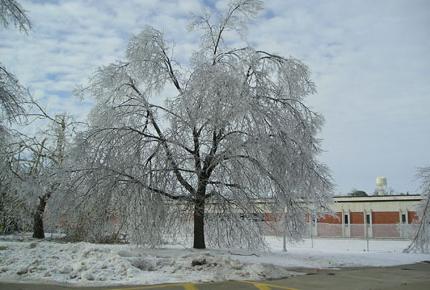 2007 Ice Storm at Northwest 21